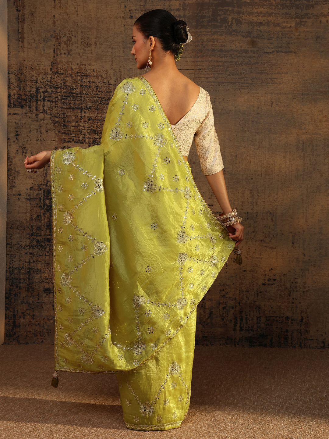 Green Floral Embroidered Tissue Saree With Unstitched Blouse Piece