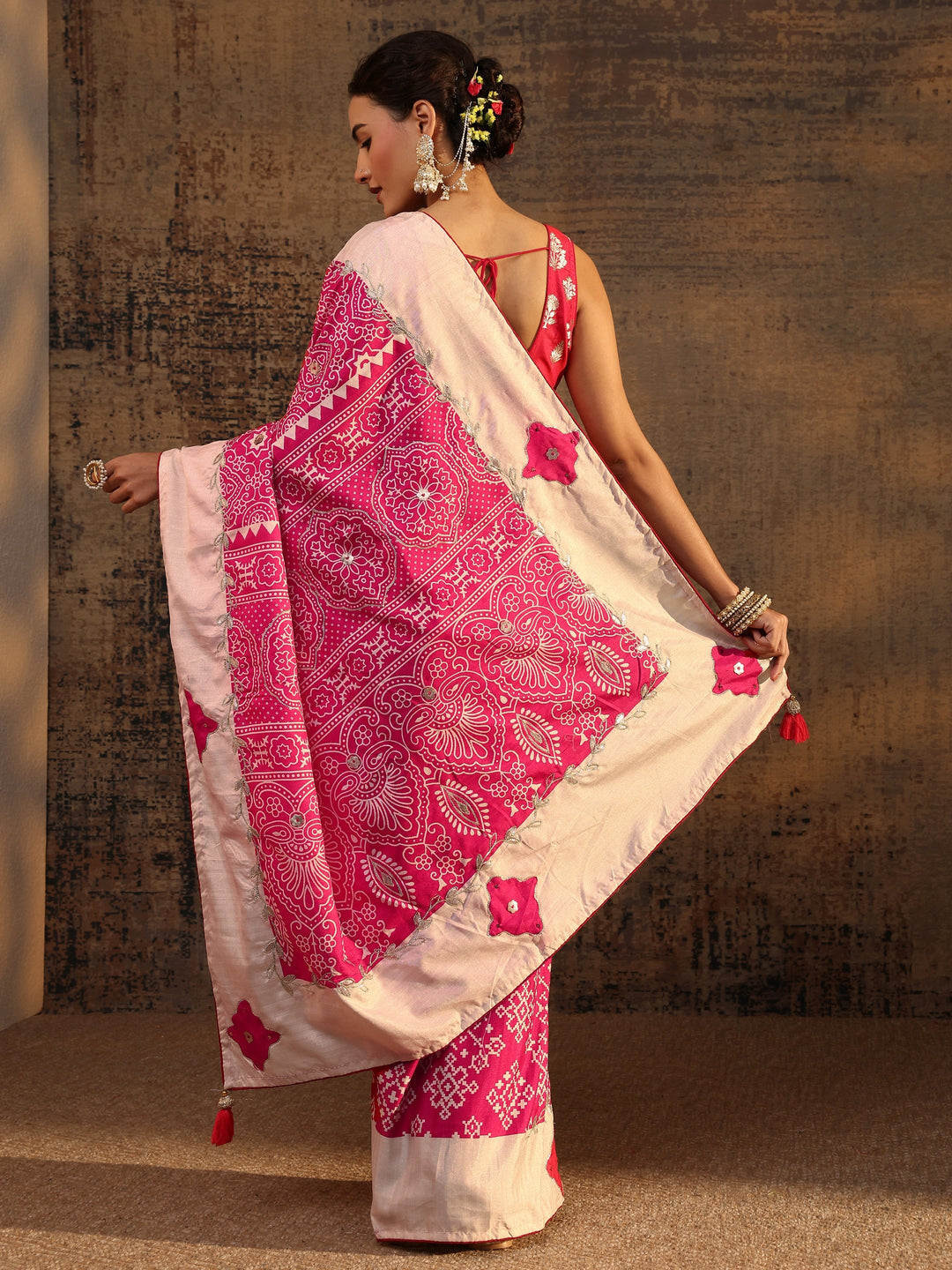 Pink Ethnic Motifs Printed Tissue Saree With Unstitched Blouse Piece