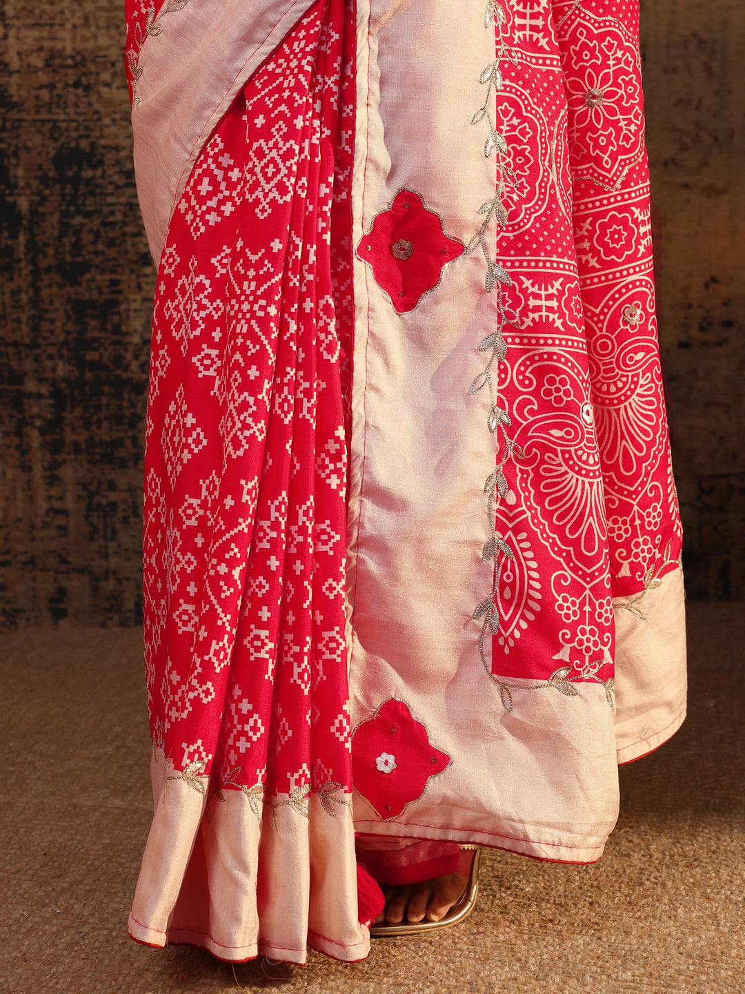 Red Ethnic Motifs Printed Tissue Saree With Unstitched Blouse Piece