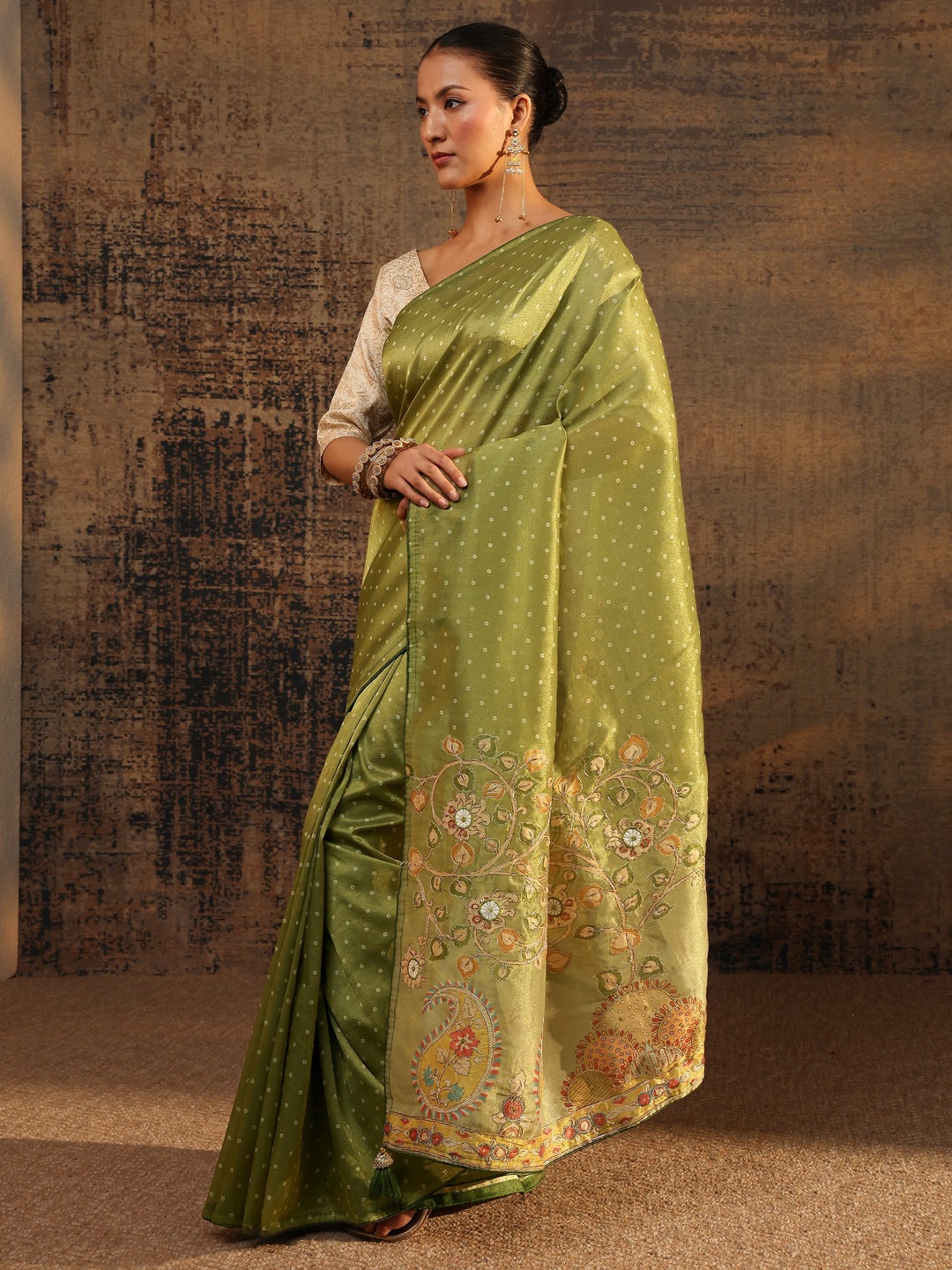 Green Floral Embroidered Tissue Saree With Unstitched Blouse Piece