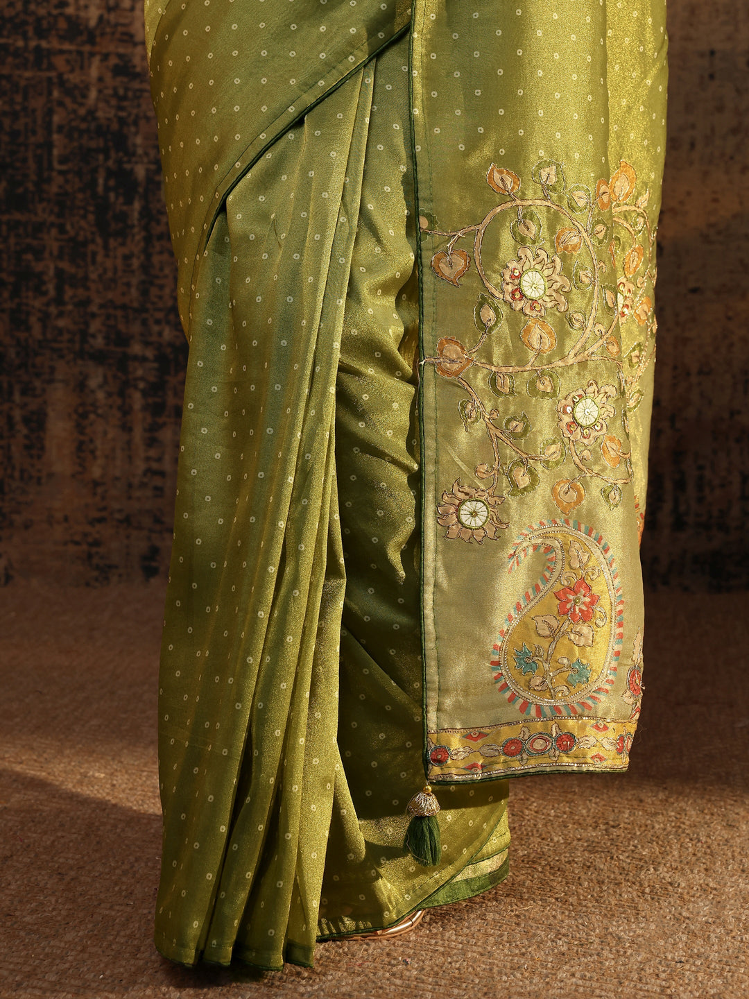 Green Floral Embroidered Tissue Saree With Unstitched Blouse Piece