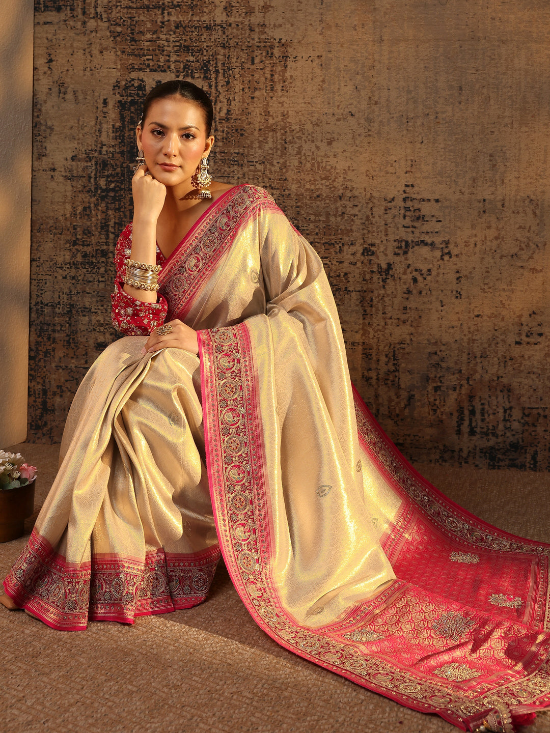 Libas Art Gold Ethnic Motifs Woven Design Silk Blend Saree With Unstitched Blouse Piece