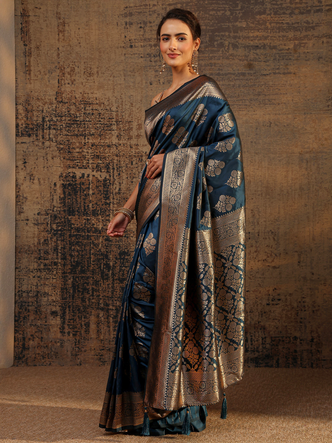 Navy Blue Floral Woven Design Silk Blend Saree With Unstitched Blouse Piece