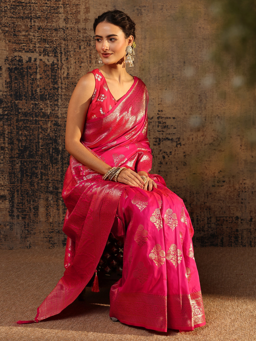 Pink Floral Woven Design Silk Blend Saree With Unstitched Blouse Piece