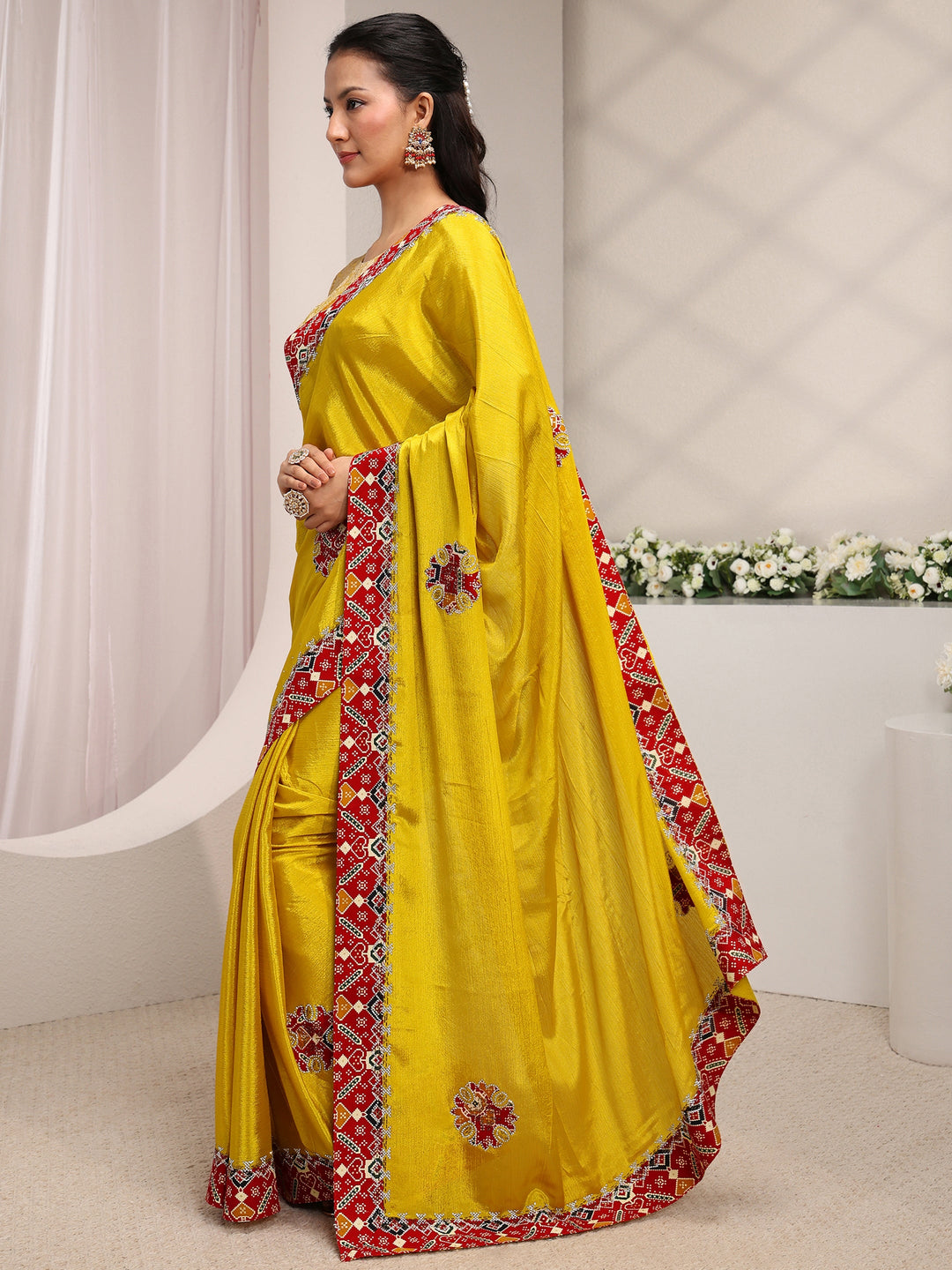 Mustard Patola Border Chinon Saree With Unstitched Blouse Piece