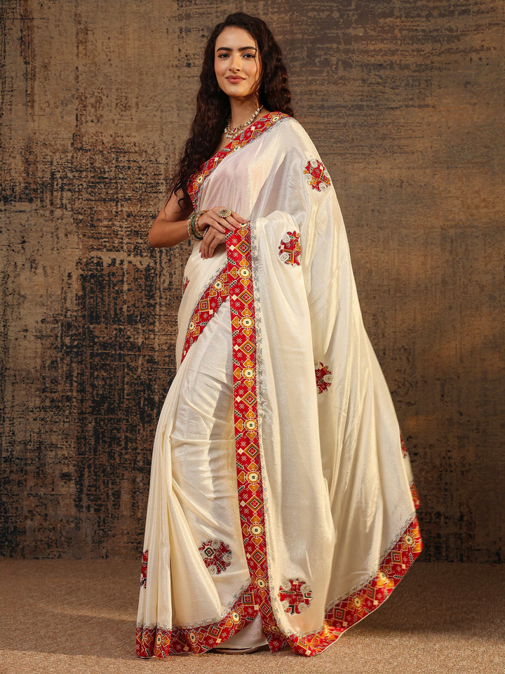 Cream Ethnic Motifs Embellished Silk Blend Saree With Unstitched Blouse Piece