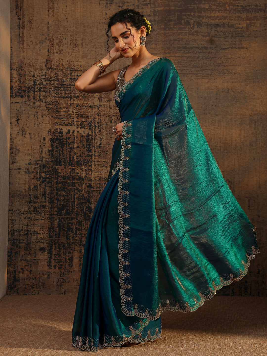 Blue Solid Satin Saree With Unstitched Blouse Piece