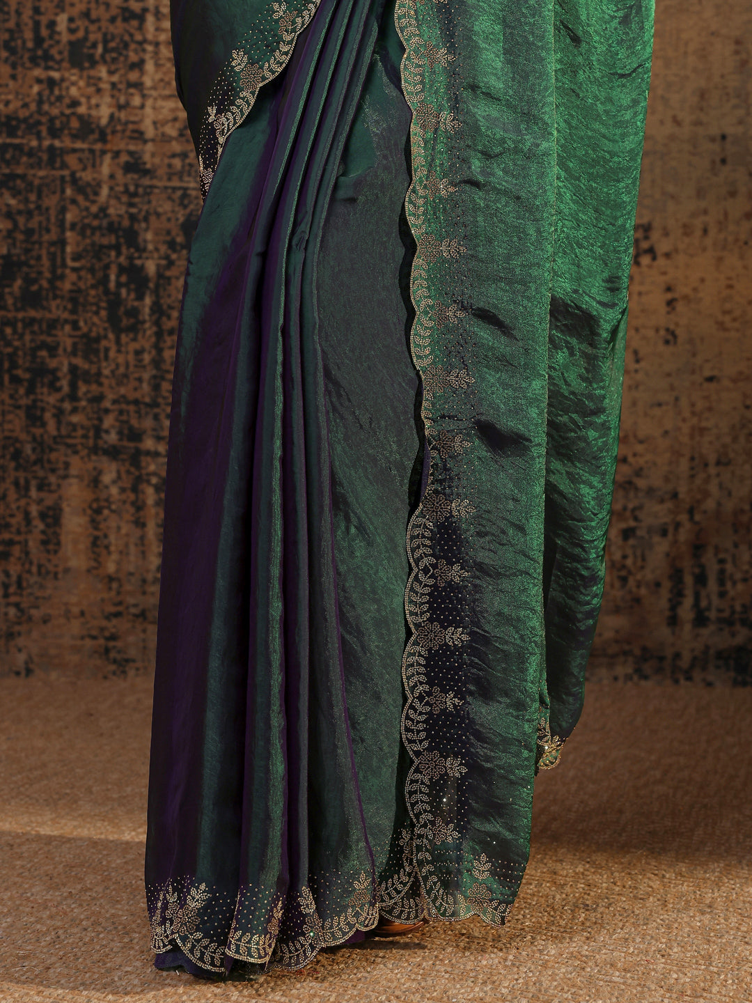 Green Solid Satin Saree With Unstitched Blouse Piece