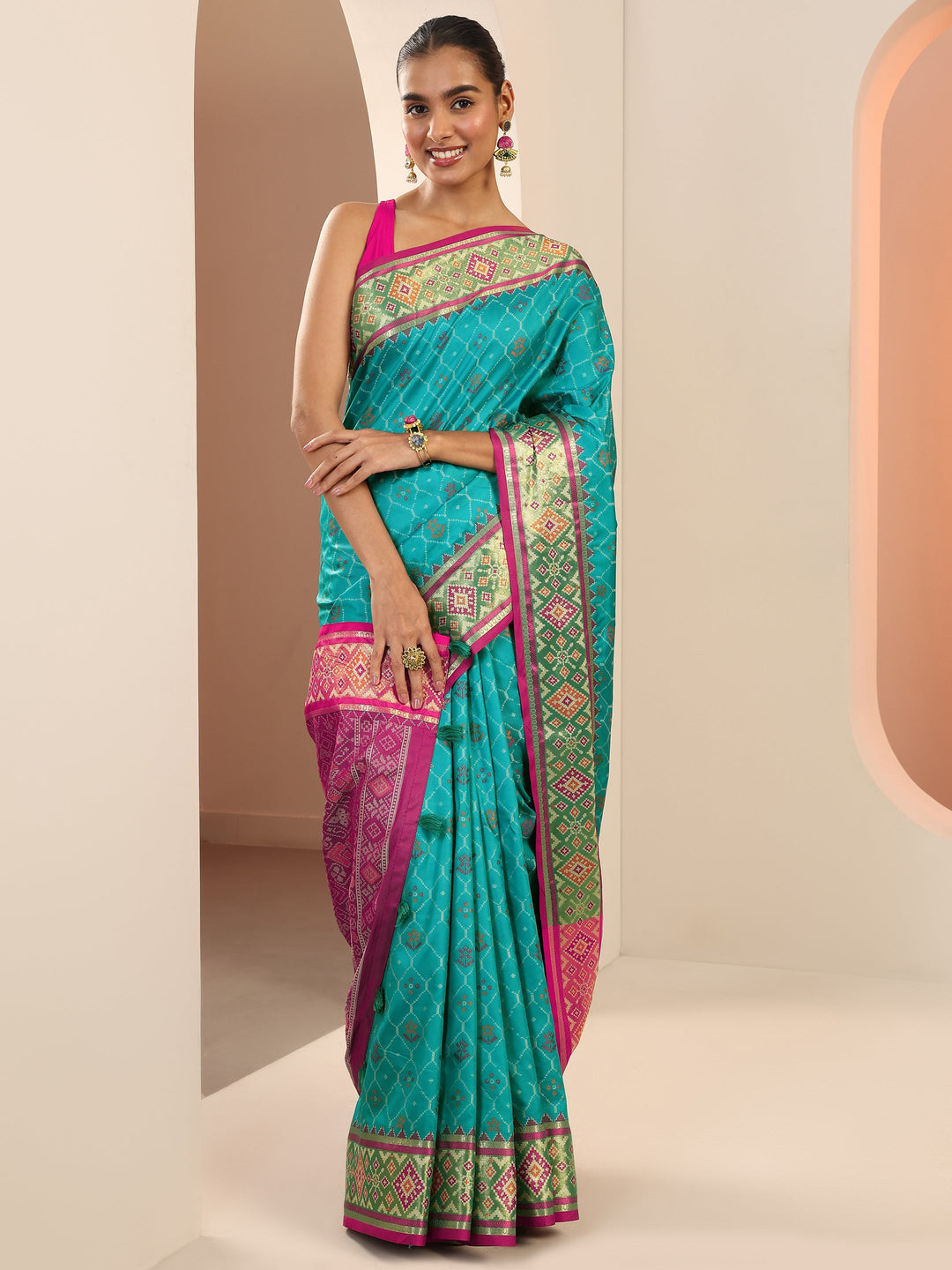 Blue Woven Design Silk Saree With Unstitched Blouse Piece