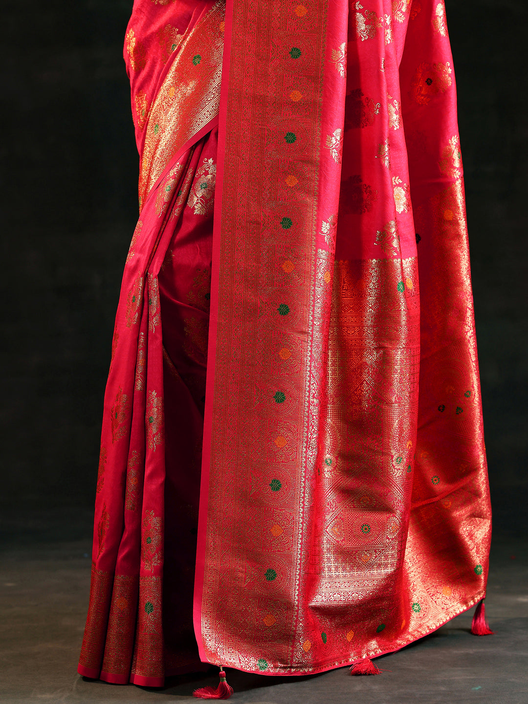 Pink Woven Design Silk Blend Saree With Unstitched Blouse Piece