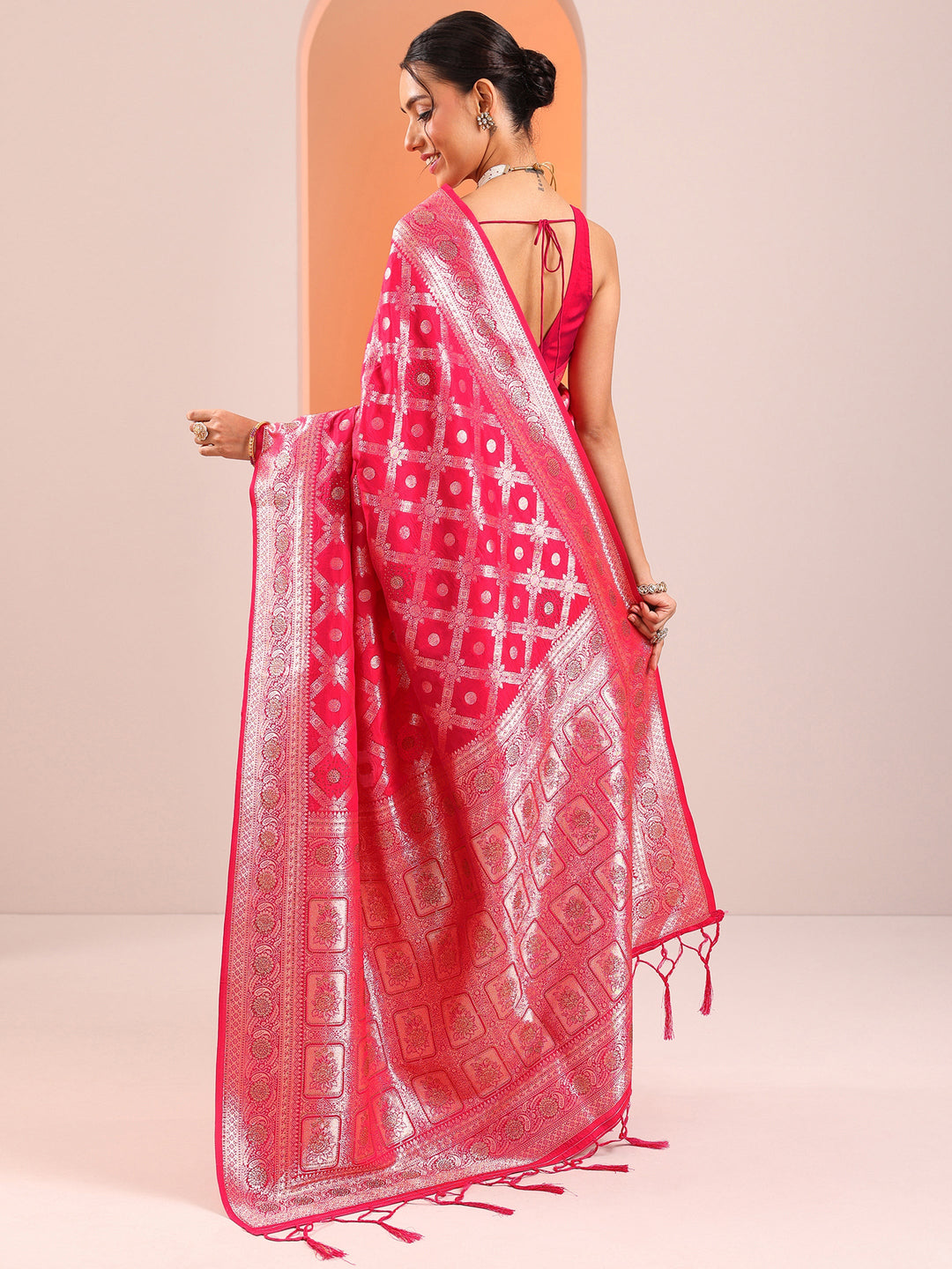 Pink Woven Design Banarasi Silk Blend Saree With Unstitched Blouse Piece