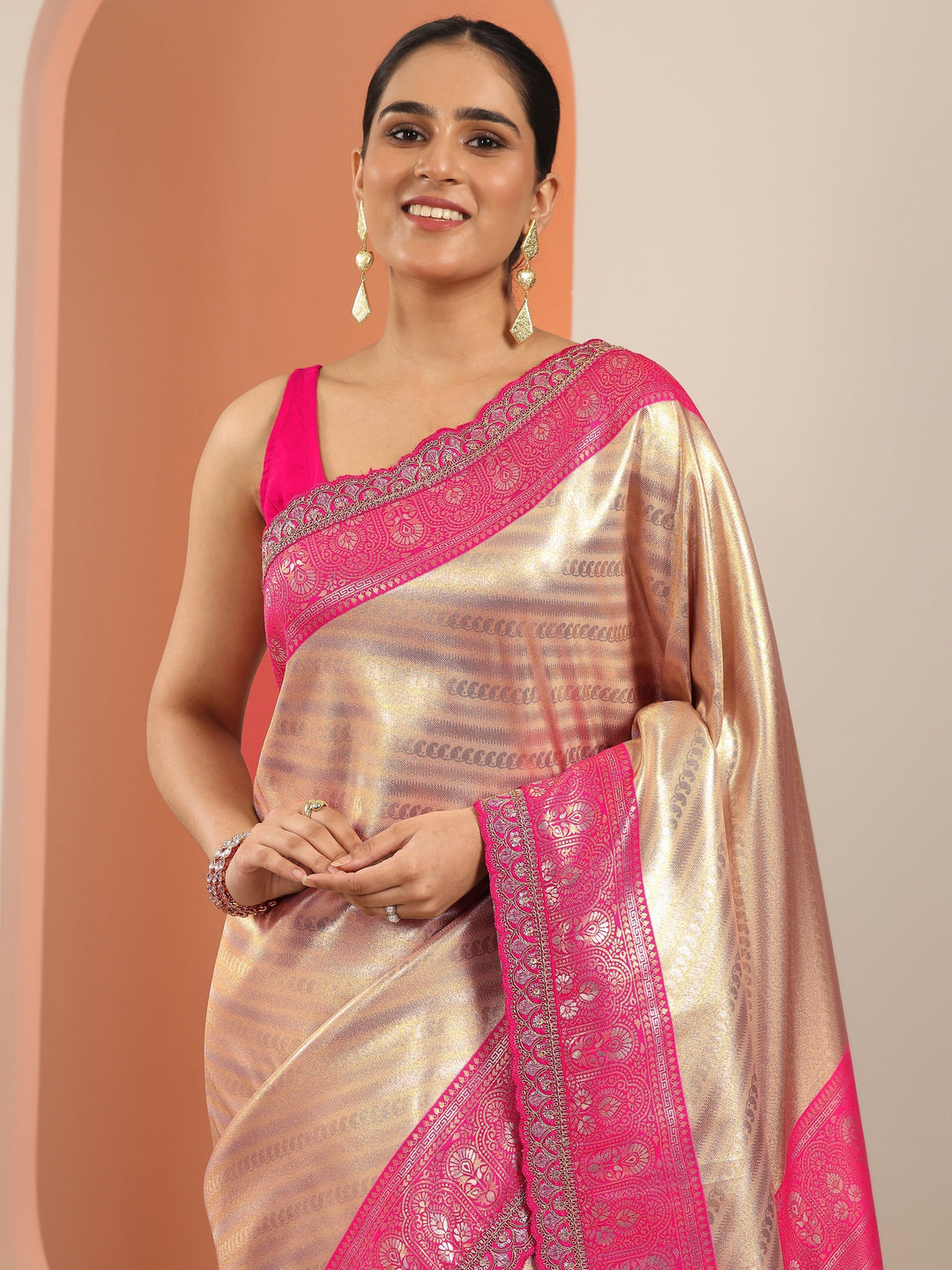 Beige  Silk Blend Saree With Unstitched Blouse Piece