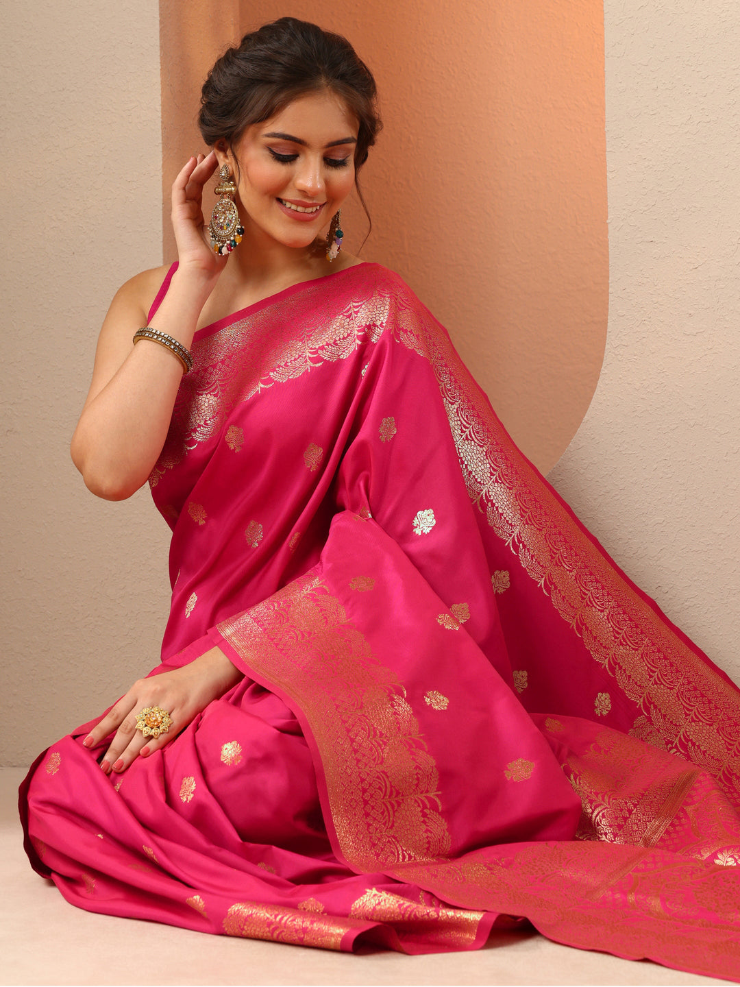 Pink Woven Design Banarasi Silk Blend Saree With Unstitched Blouse Piece