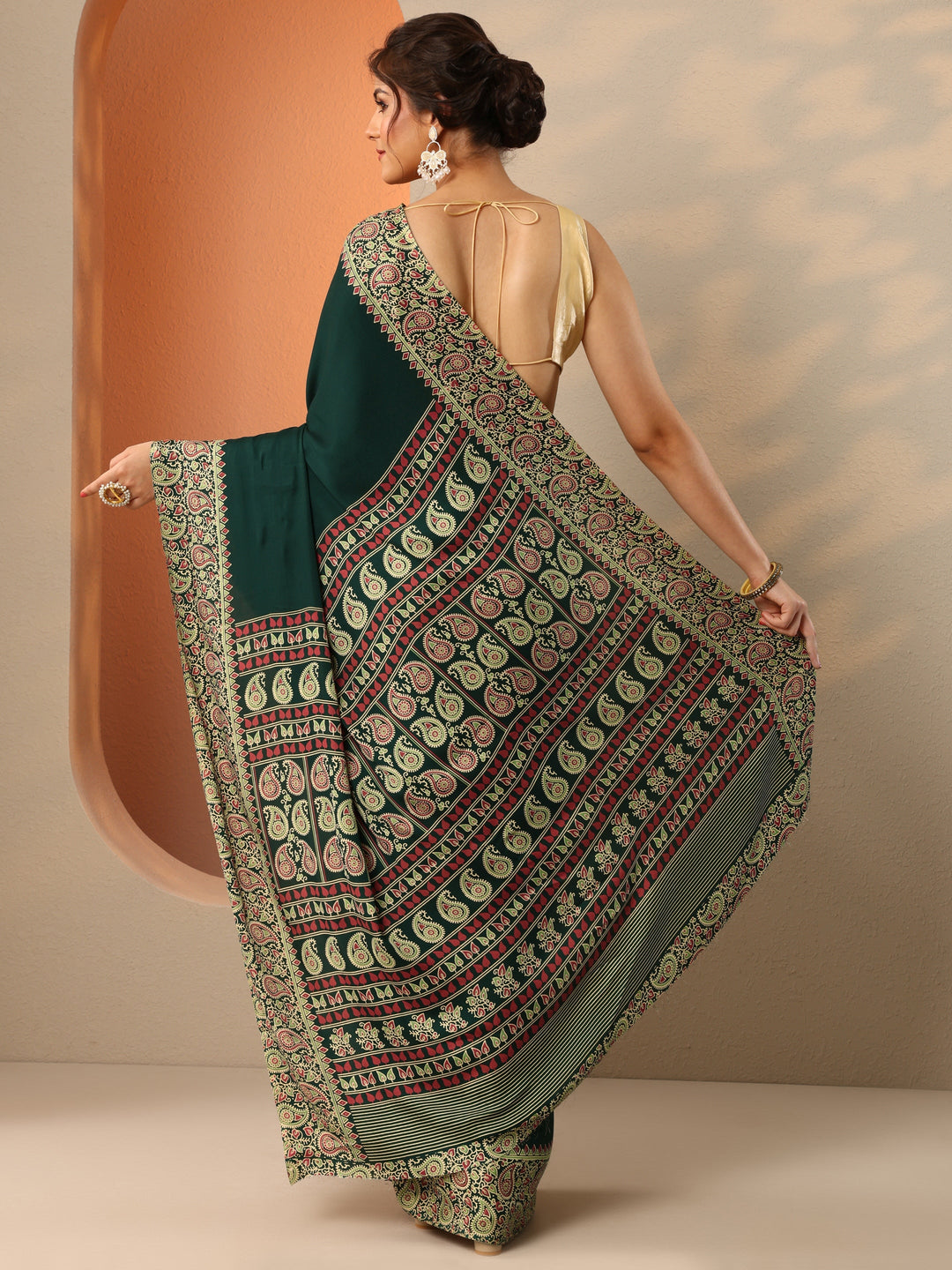 Green Solid Satin Saree With Unstitched Blouse Piece