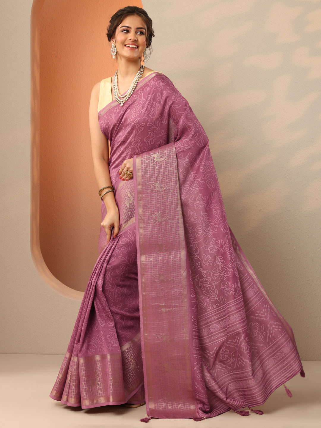 Mauve Printed Georgette Saree With Unstitched Blouse Piece