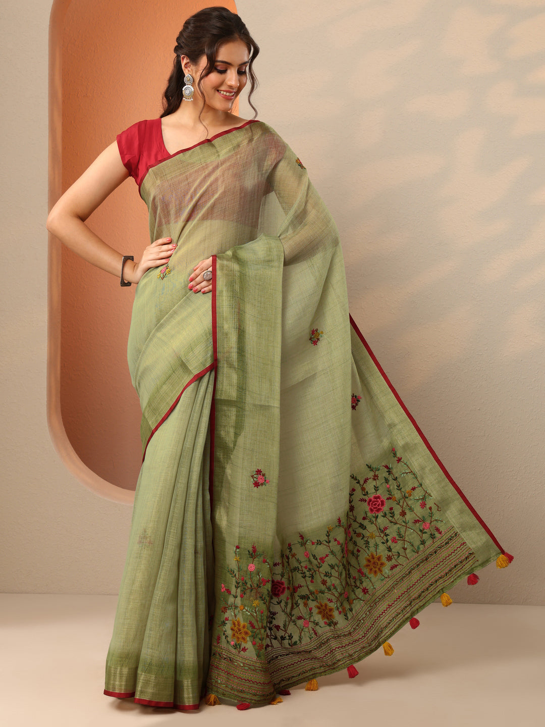 Olive Embroidered Silk Blend Saree With Unstitched Blouse Piece