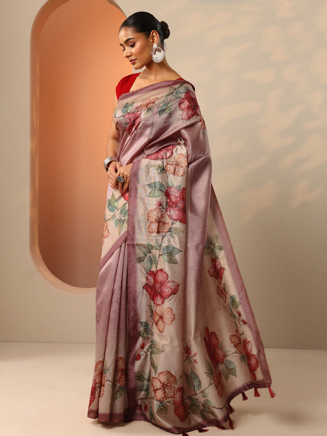 Pink Embellished Silk Blend Saree With Unstitched Blouse Piece