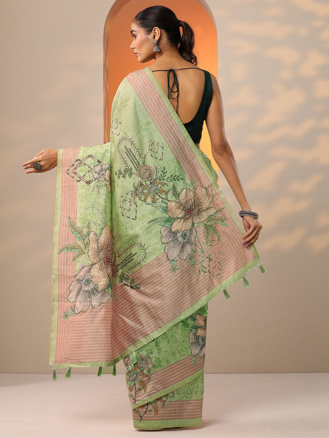 Green Printed Silk Blend Saree With Unstitched Blouse Piece