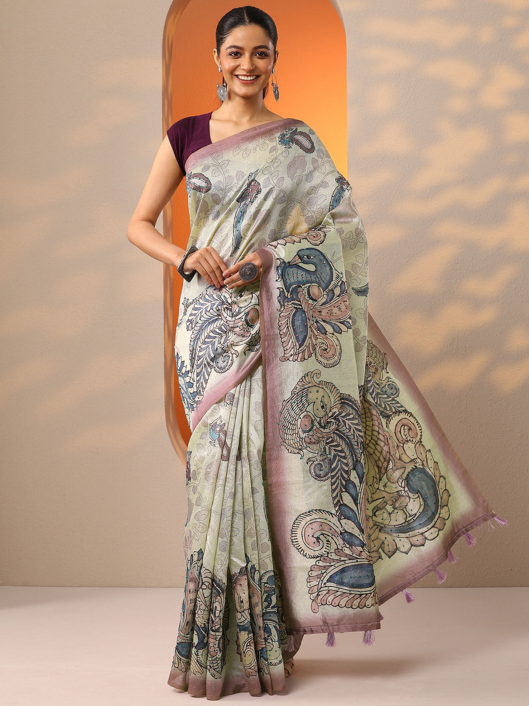 Beige Printed Silk Blend Saree With Unstitched Blouse Piece