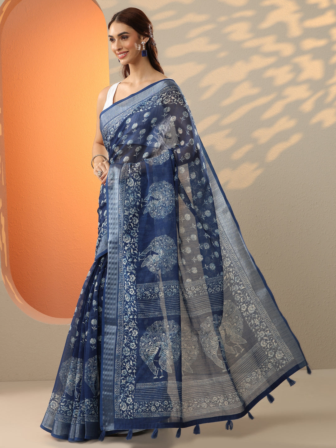 Blue Printed Cotton Blend Saree With Unstitched Blouse Piece