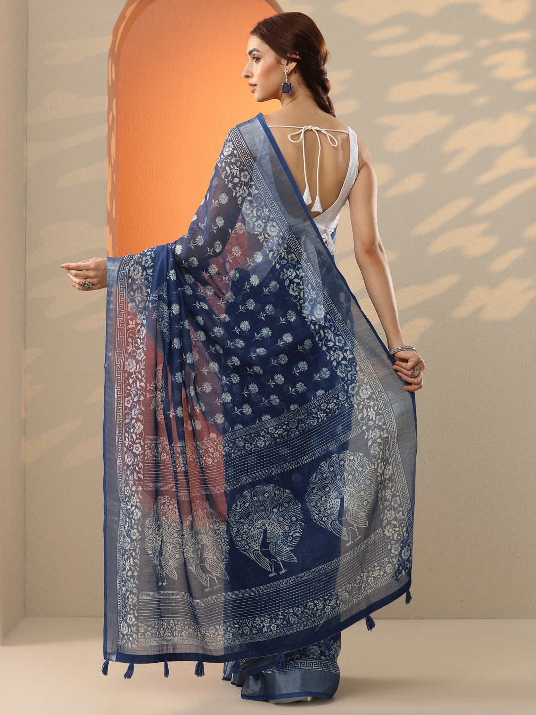 Blue Printed Cotton Blend Saree With Unstitched Blouse Piece