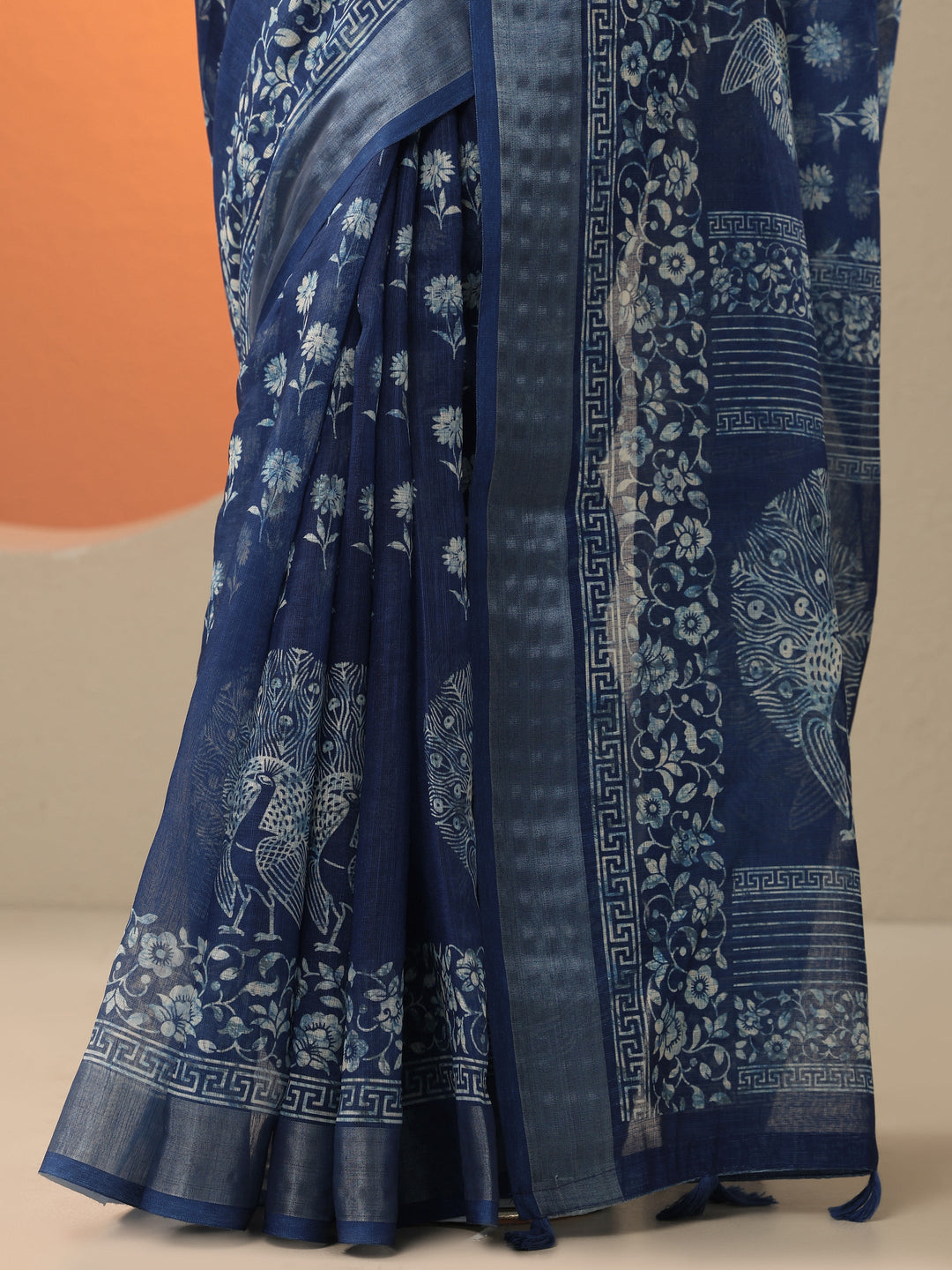 Blue Printed Cotton Blend Saree With Unstitched Blouse Piece