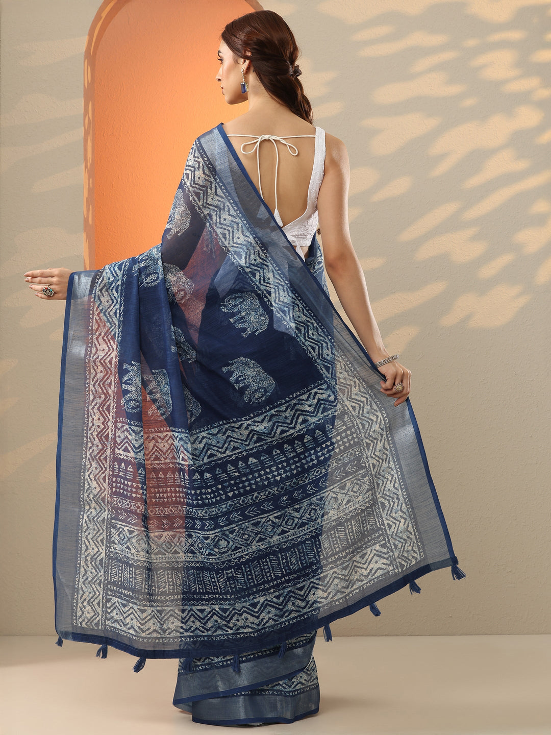 Blue Ikat Printed Cotton Blend Saree With Unstitched Blouse Piece
