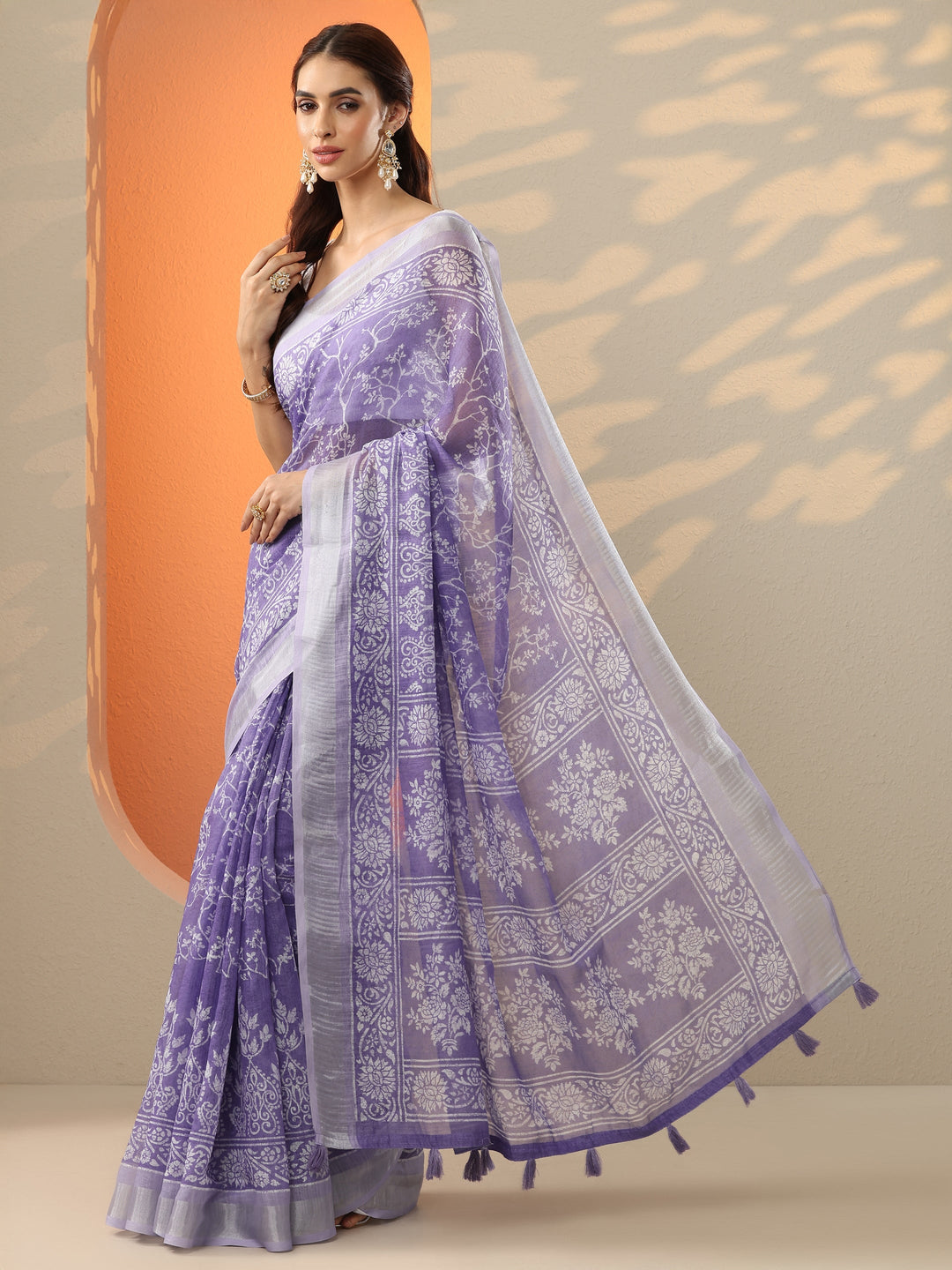 Lavender Jamdani Printed Cotton Blend Saree With Unstitched Blouse Piece