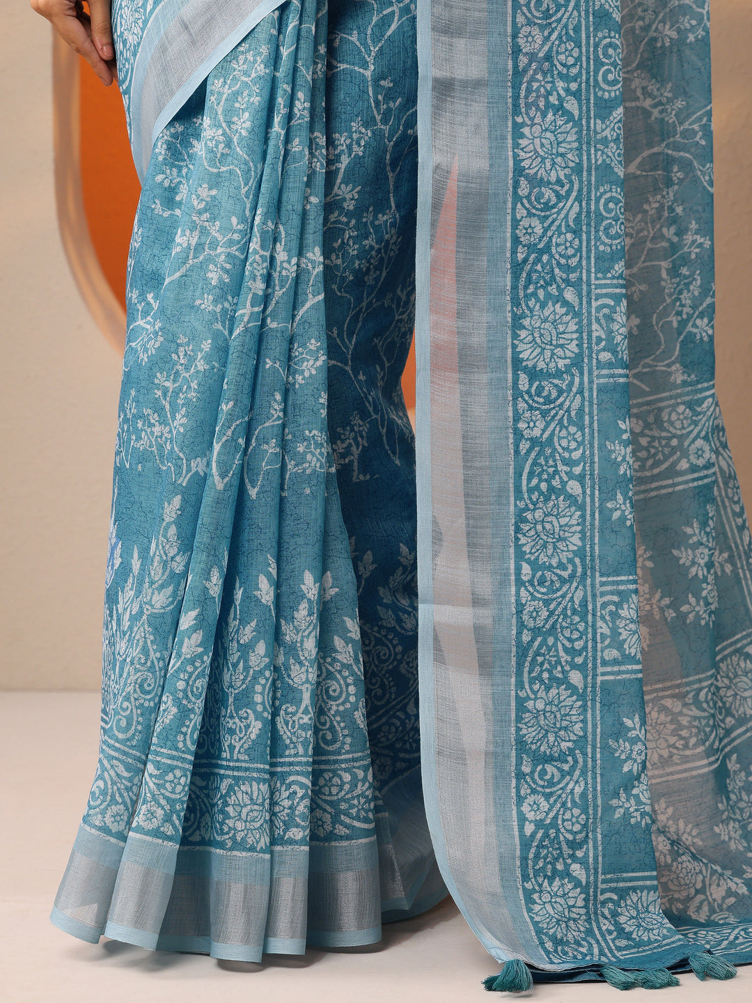 Blue Printed Cotton Blend Saree With Unstitched Blouse Piece