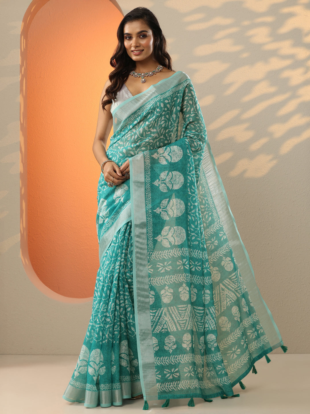 Blue Jamdani Printed Cotton Blend Saree With Unstitched Blouse Piece