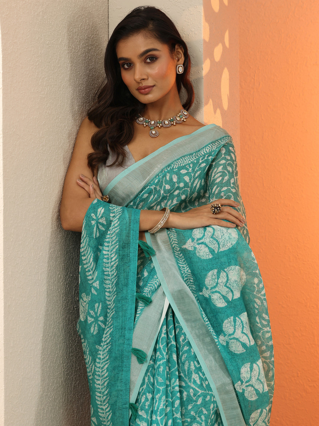 Blue Jamdani Printed Cotton Blend Saree With Unstitched Blouse Piece