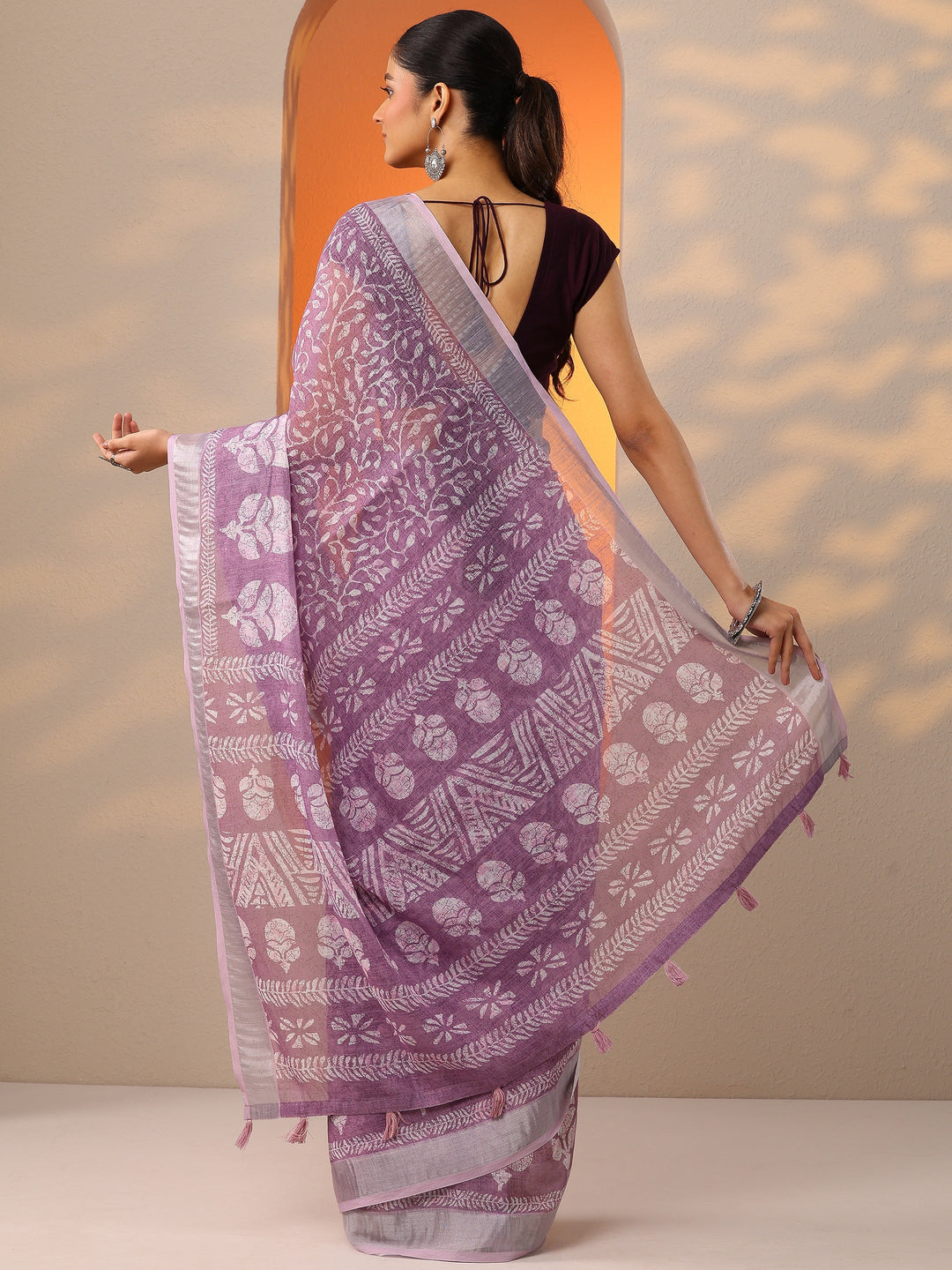 Mauve Jamdani Printed Cotton Blend Saree With Unstitched Blouse Piece