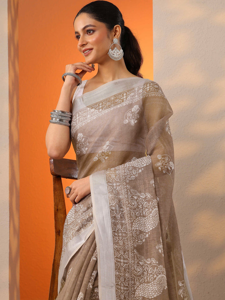 Brown Printed Cotton Blend Saree With Unstitched Blouse Piece