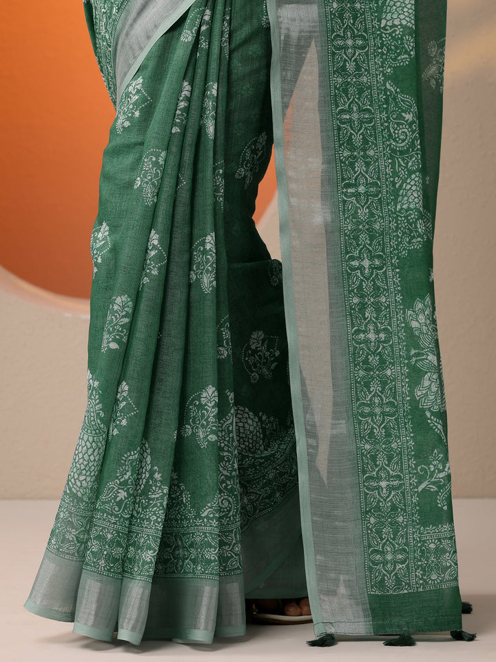 Green Printed Cotton Blend Saree With Unstitched Blouse Piece