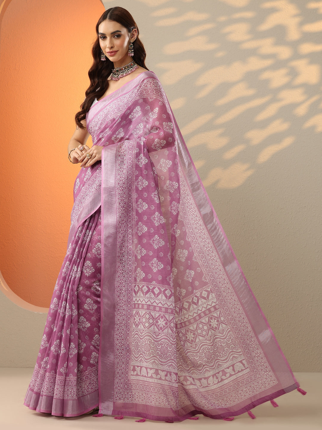 Pink Printed Cotton Blend Saree With Unstitched Blouse Piece