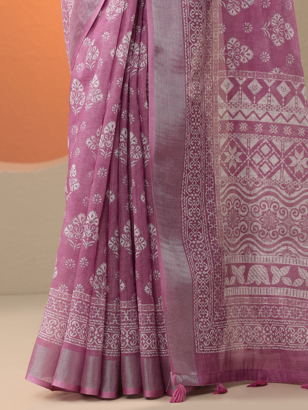 Pink Printed Cotton Blend Saree With Unstitched Blouse Piece