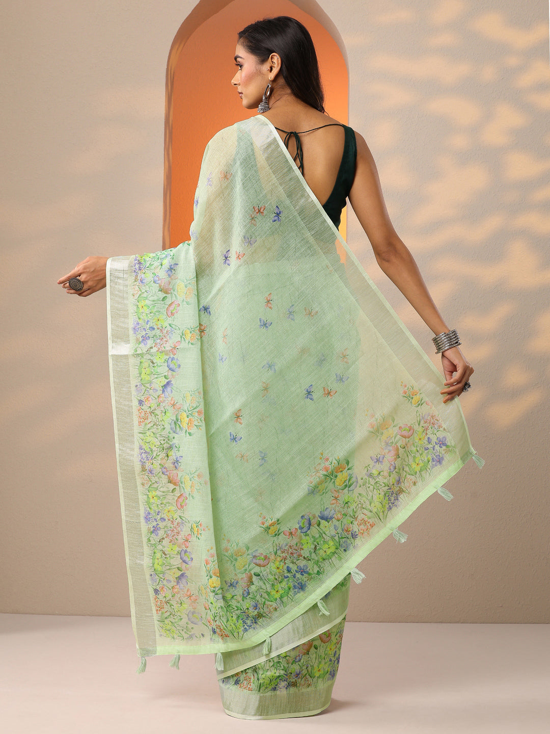Green Printed Cotton Blend Saree With Unstitched Blouse Piece