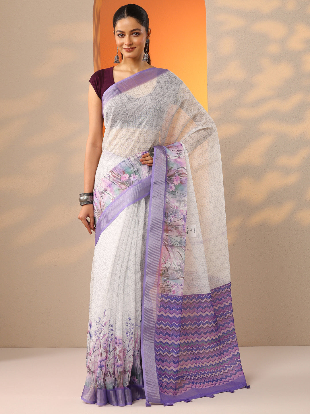 White Printed Cotton Blend Saree With Unstitched Blouse Piece