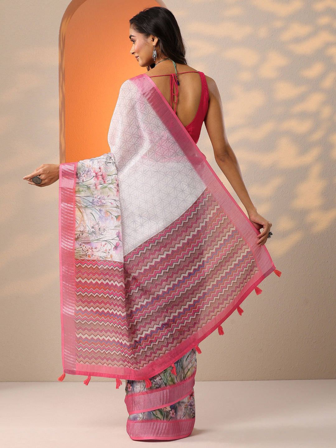 White Printed Cotton Blend Saree With Unstitched Blouse Piece