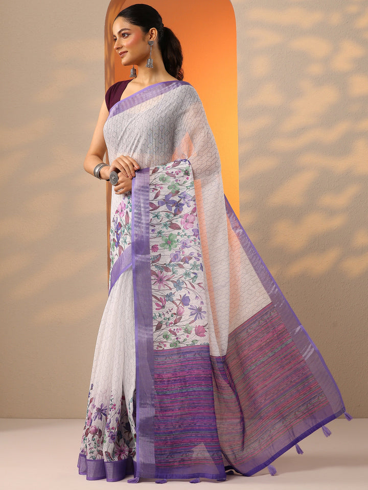 White Printed Cotton Blend Saree With Unstitched Blouse Piece