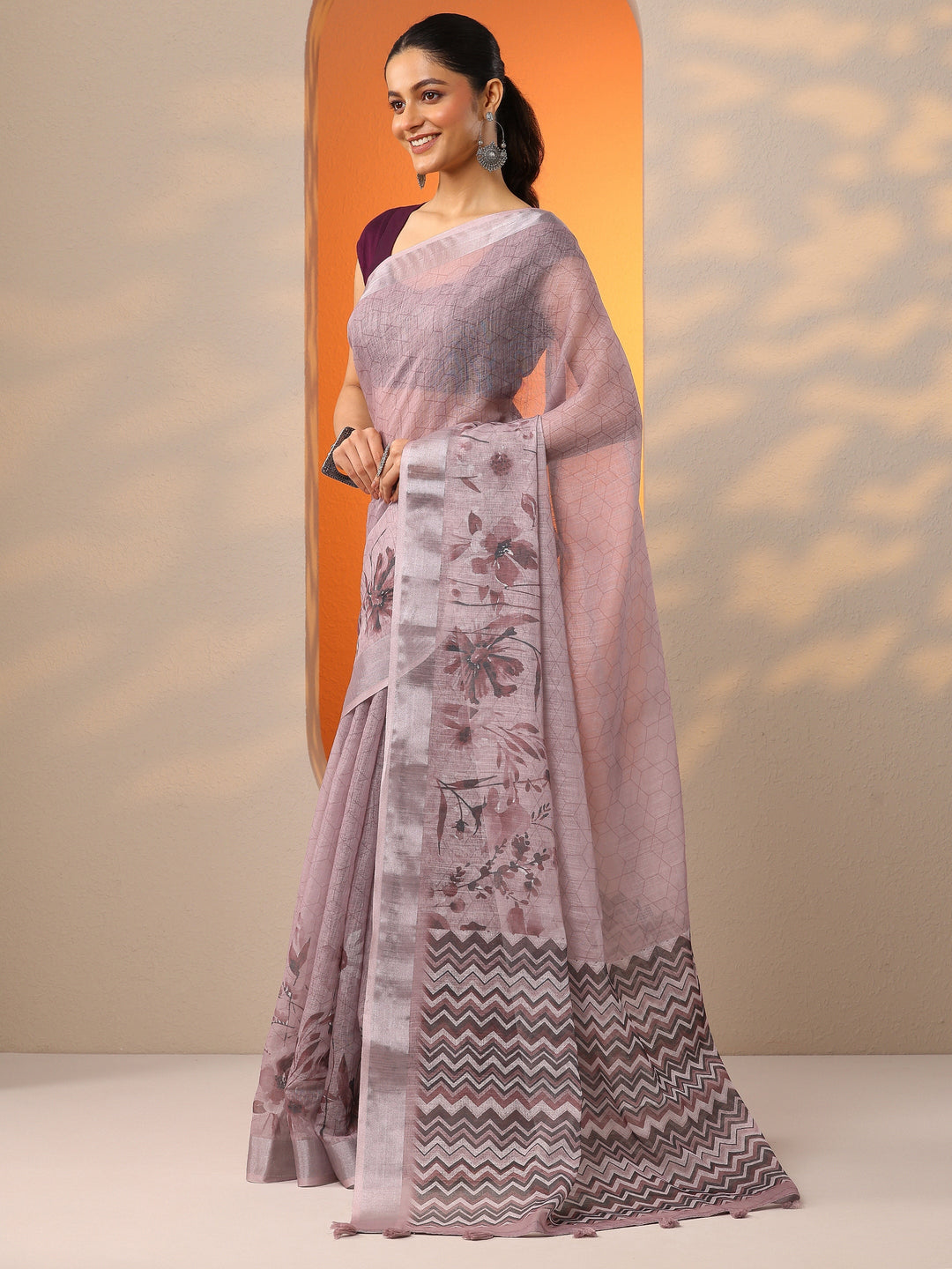 Mauve Printed Cotton Blend Saree With Unstitched Blouse Piece