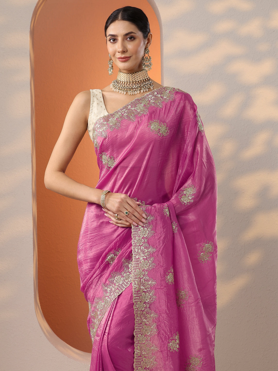 Pink Embroidered Organza Saree With Unstitched Blouse Piece