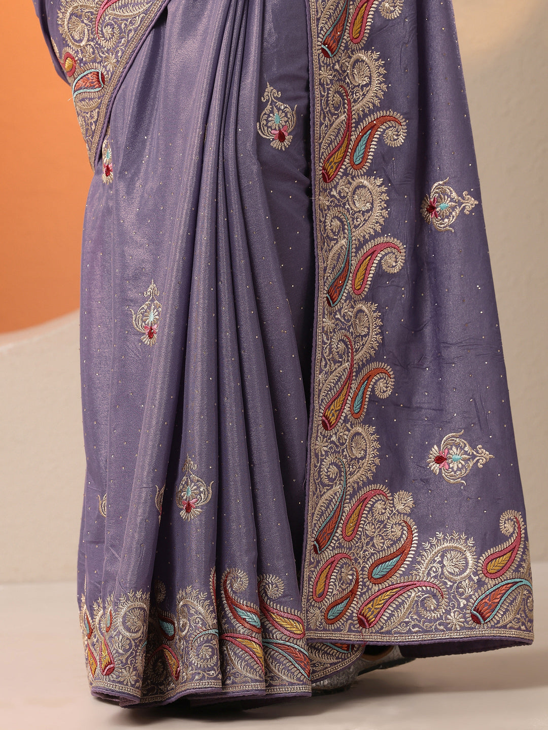 Lavender Embroidered Chinon Saree With Unstitched Blouse Piece