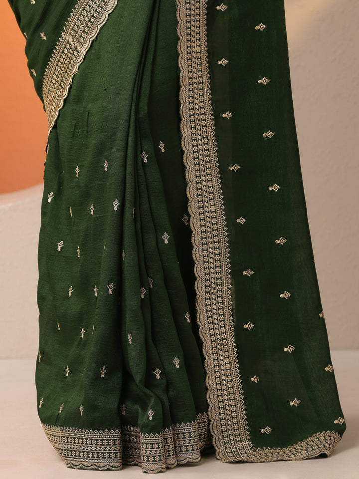 Green Embellished Silk Blend Saree With Unstitched Blouse Piece