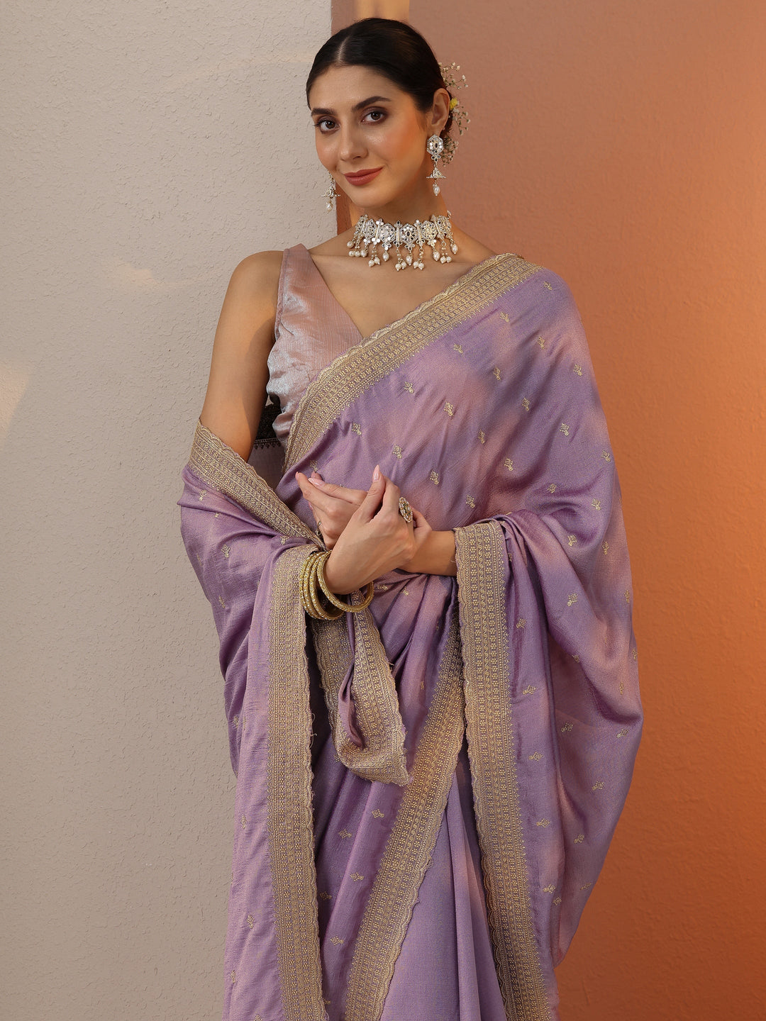 Lavender Embellished Silk Blend Saree With Unstitched Blouse Piece