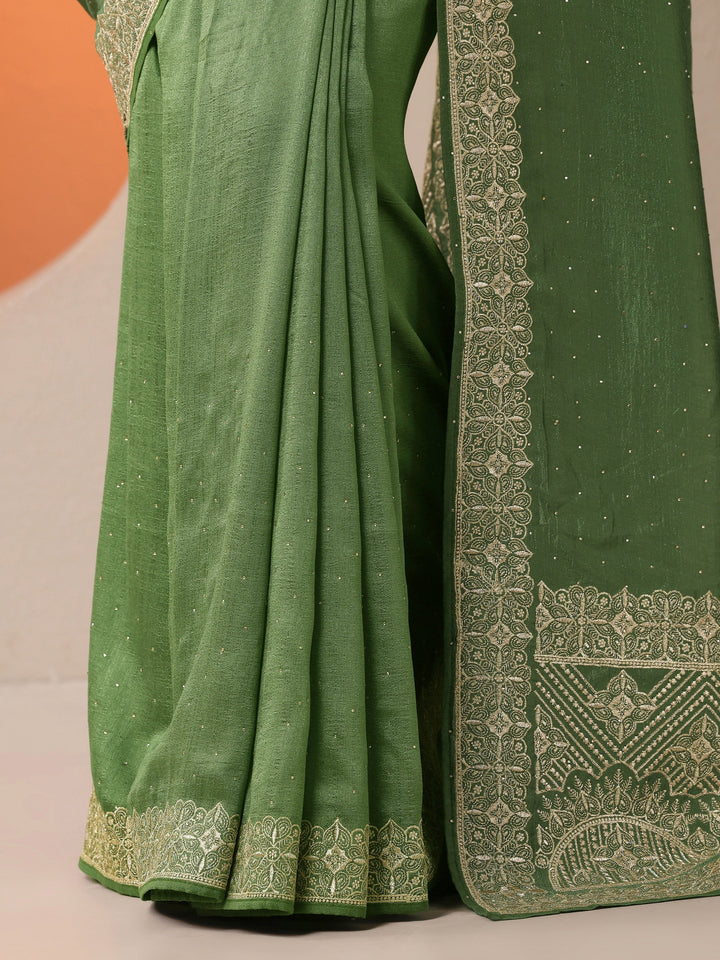 Green Embellished Silk Blend Saree With Unstitched Blouse Piece