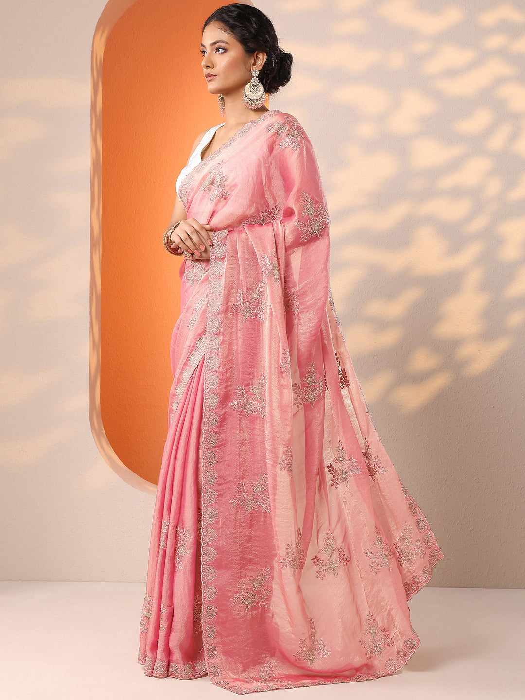 Pink Embroidered Organza Saree With Unstitched Blouse Piece