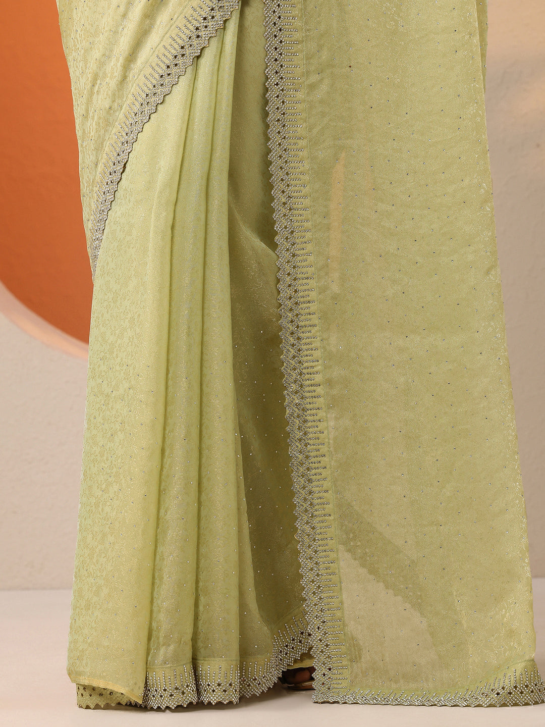 Green Embroidered Organza Saree With Unstitched Blouse Piece