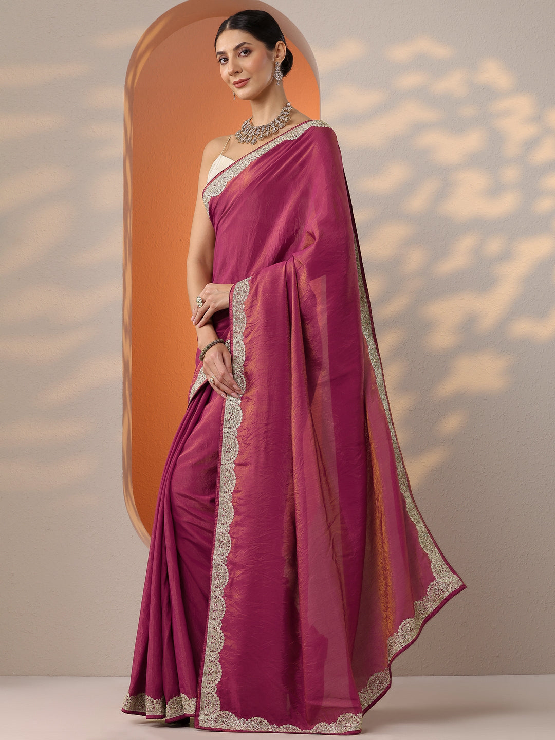 Pink Solid Organza Saree With Unstitched Blouse Piece
