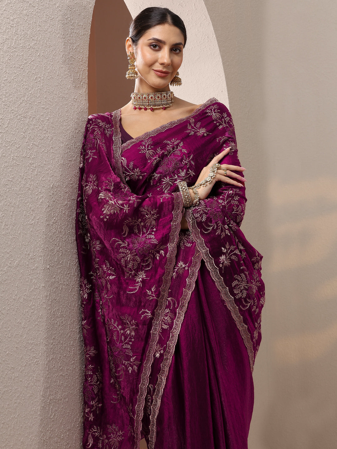 Maroon Embroidered Organza Saree With Unstitched Blouse Piece
